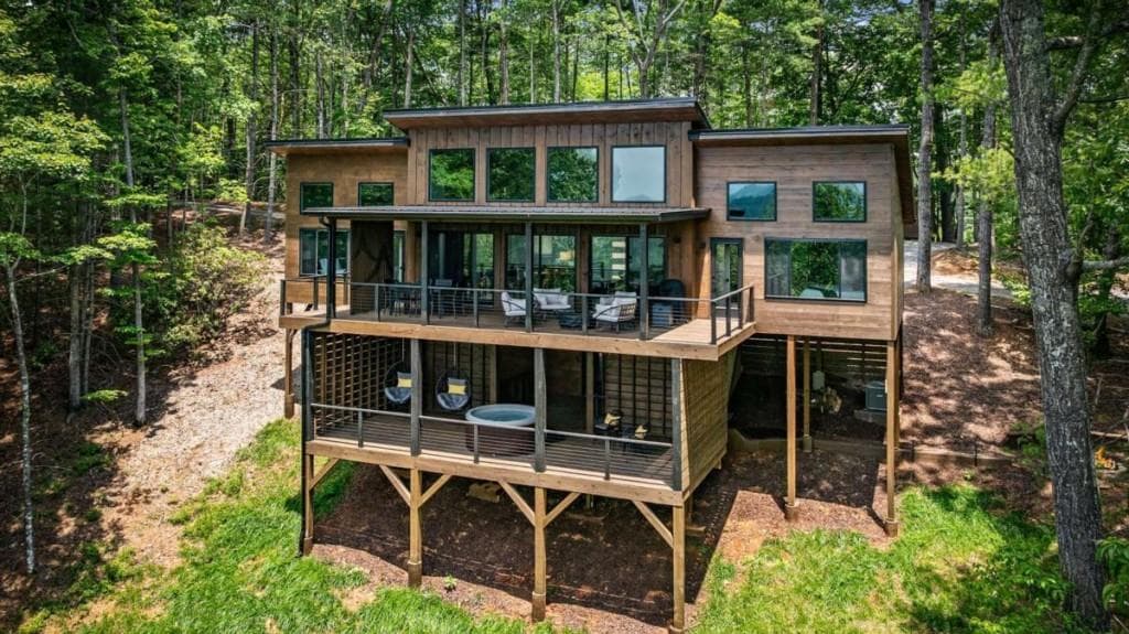 88 Anderson Drive, Blue Ridge, GA 30513 — most recent listing photo