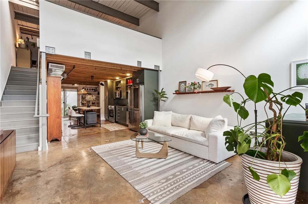 1 bedroom, 2 bathroom, 1,056 sq ft condominium sold at 1661 La France Street 222, Atlanta, GA 30307