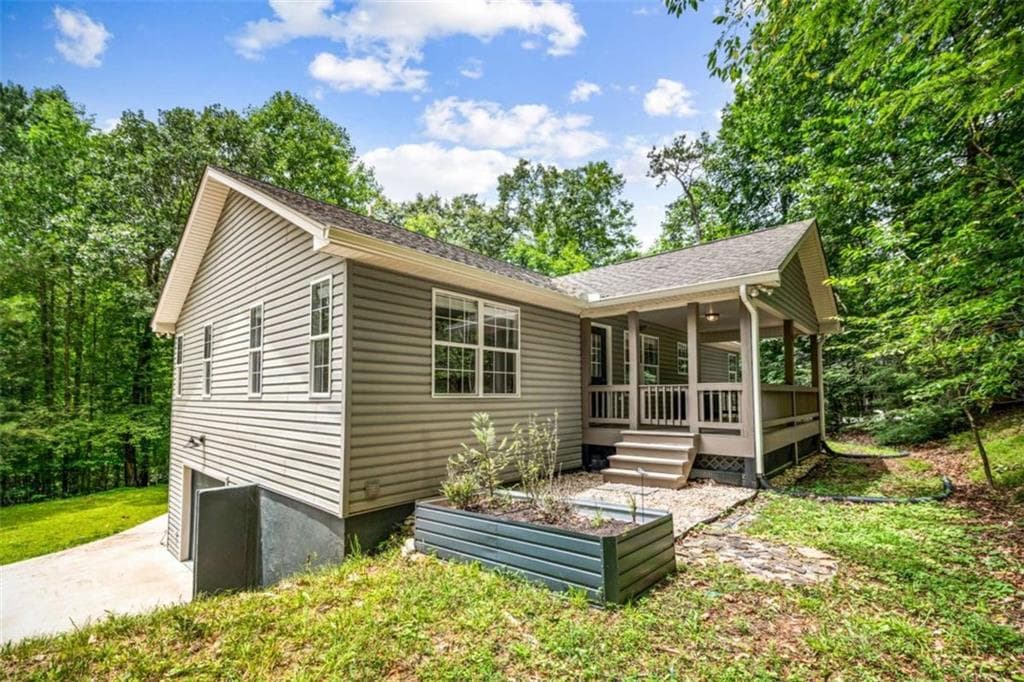 208 Summit Street, Ellijay, GA 30540 — most recent listing photo