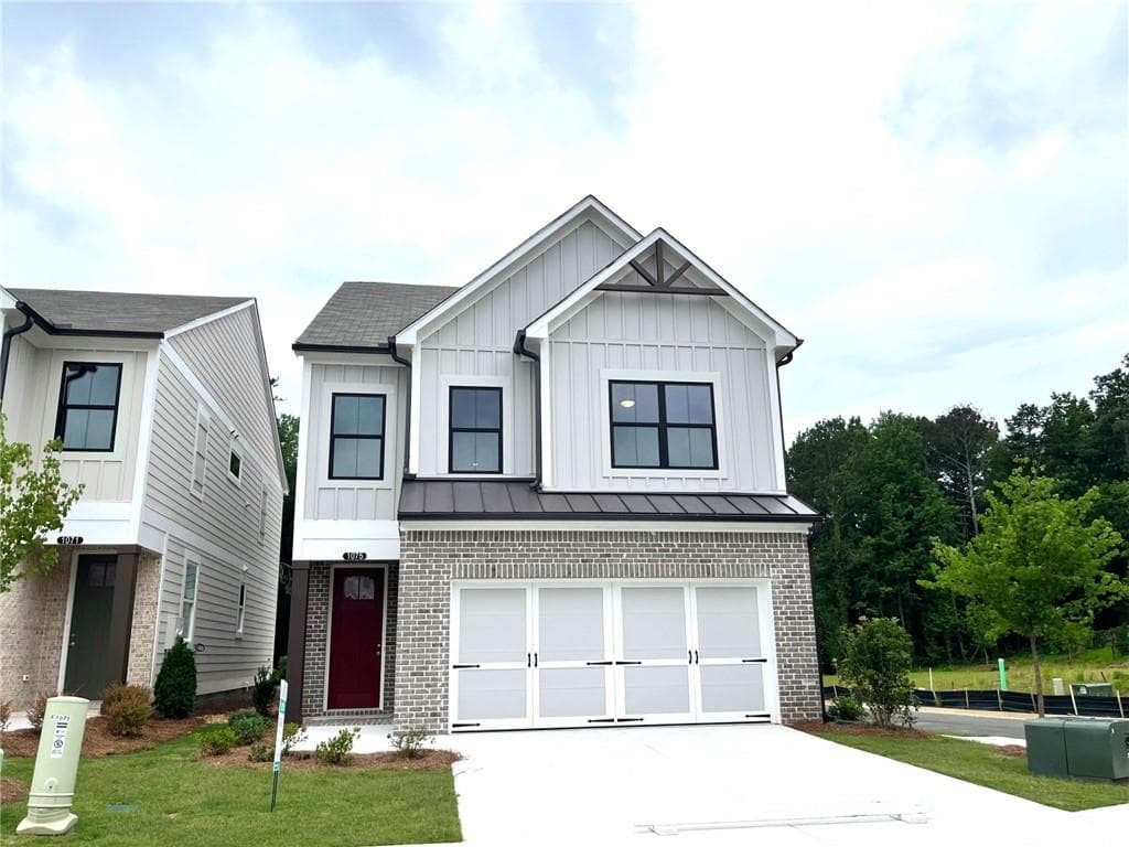 5 bedroom, 4 bathroom single family residence sold at 1075 Crest Mill Drive, Marietta, GA 30008