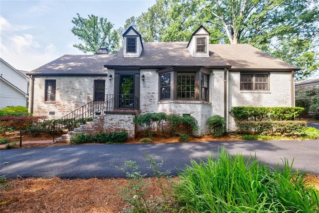 2007 Mount Vernon Place, Dunwoody, GA 30338 — most recent listing photo