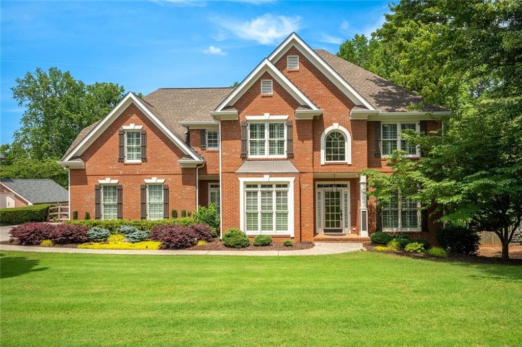 5 bedroom, 5 bathroom, 4,316 sq ft single family residence sold at 4075 Hickory Fairway Drive, Woodstock, GA 30188