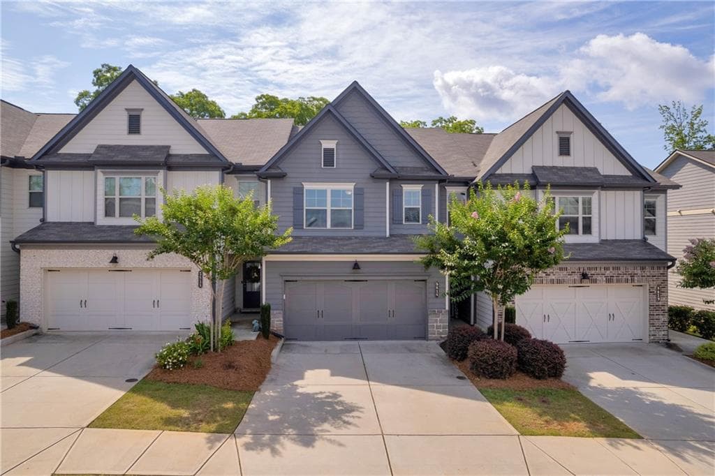 5615 Parkview Lane, Flowery Branch, GA 30542 — most recent listing photo