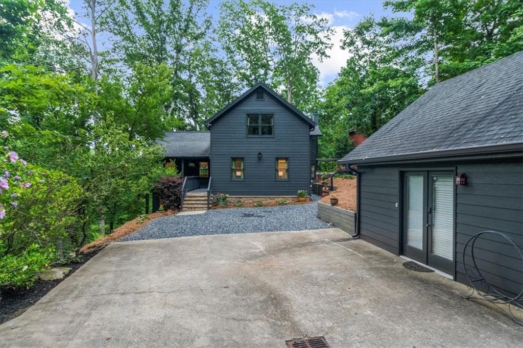 4735 Log Cabin Road, Gainesville, GA 30504 — most recent listing photo
