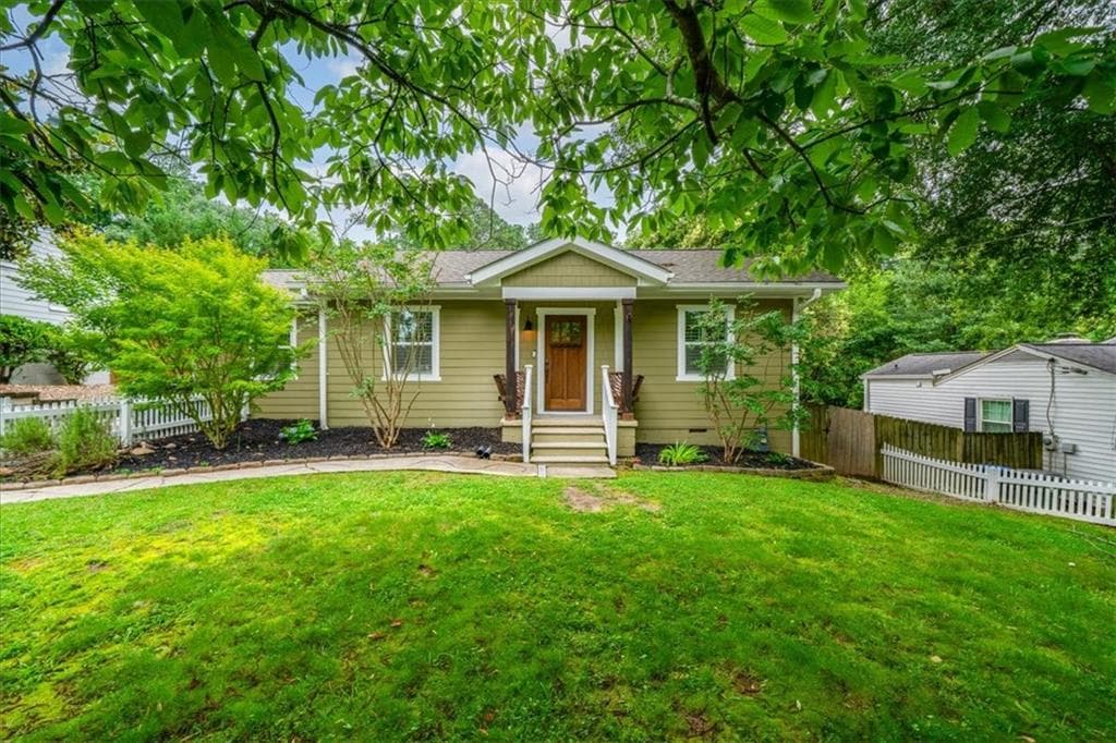 3 bedroom, 2 bathroom single family residence sold at 1734 8th Street, Brookhaven, GA 30341