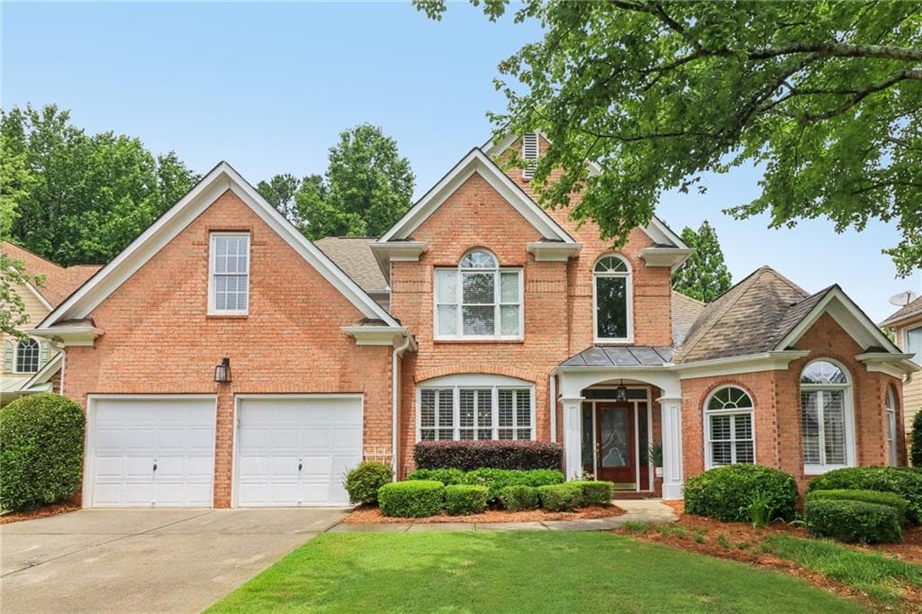 4 bedroom, 3 bathroom, 2,787 sq ft single family residence sold at 335 Scarborough Way, Alpharetta, GA 30022