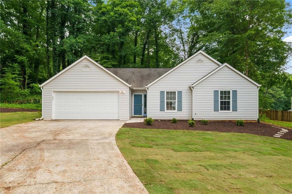 3 bedroom, 2 bathroom, 1,642 sq ft single family residence sold at 2109 Tranquility Court, Woodstock, GA 30188