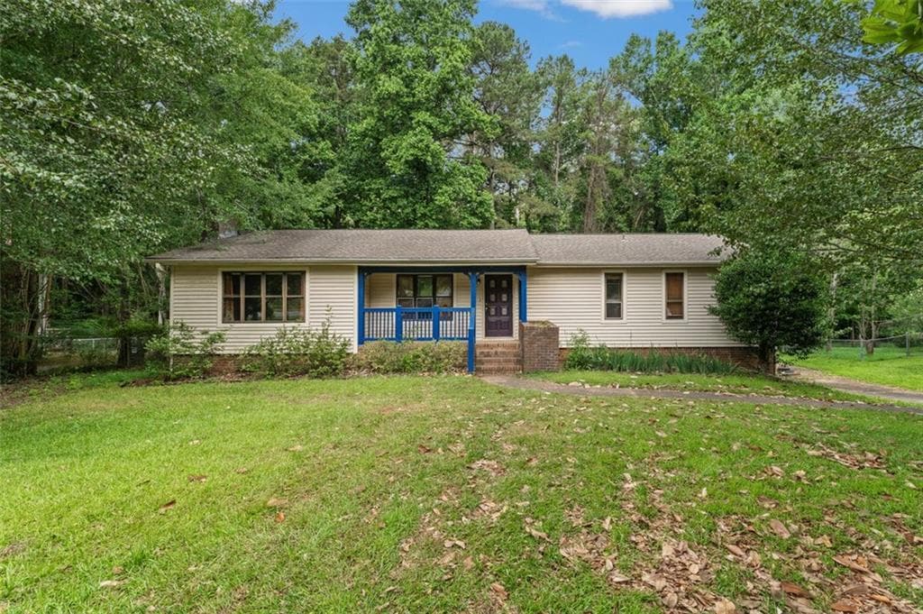 3 bedroom, 2 bathroom, 2,448 sq ft single family residence sold at 137 TRICKUM HILLS Drive, Woodstock, GA 30188