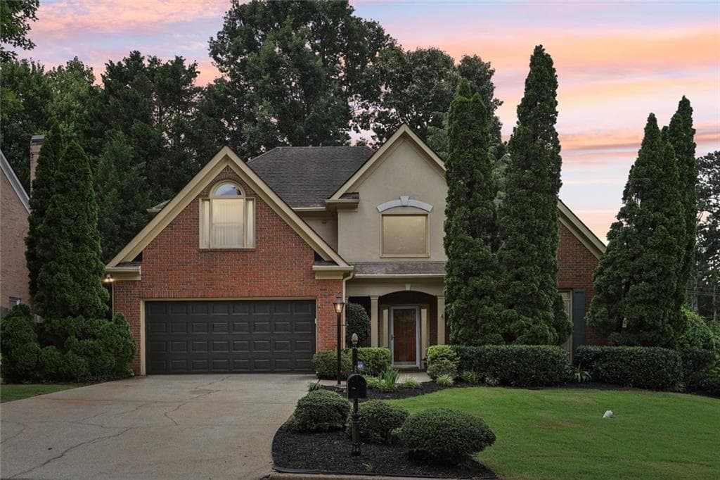3 bedroom, 3 bathroom, 2,319 sq ft single family residence sold at 3405 Glenrose Trail Trail, Atlanta, GA 30341