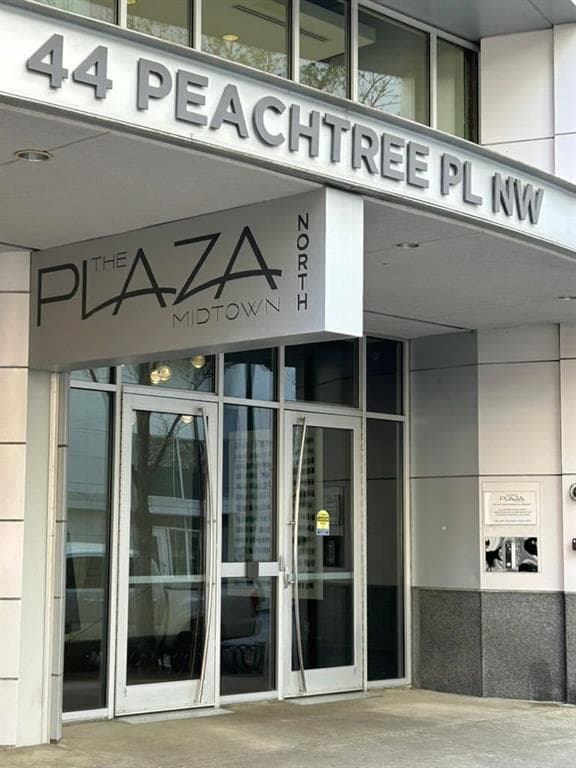 1 bedroom, 1 bathroom, 768 sq ft condominium sold at 44 Peachtree Place 1728, Atlanta, GA 30309