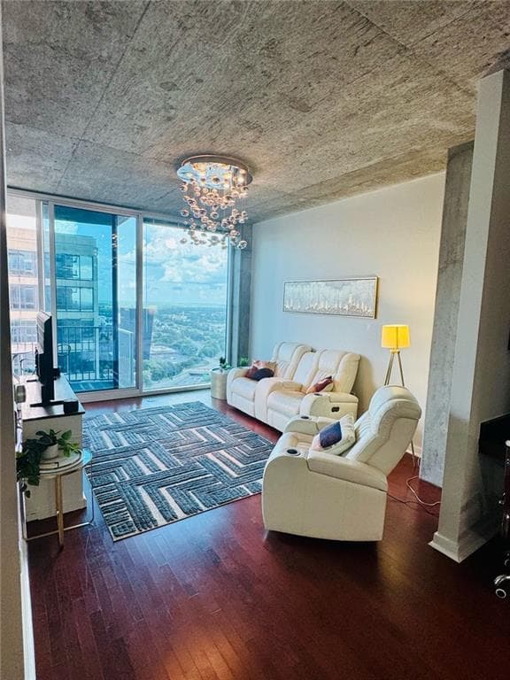1 bedroom, 1 bathroom, 743 sq ft condominium sold at 400 W PEACHTREE Street 3412, Atlanta, GA 30308