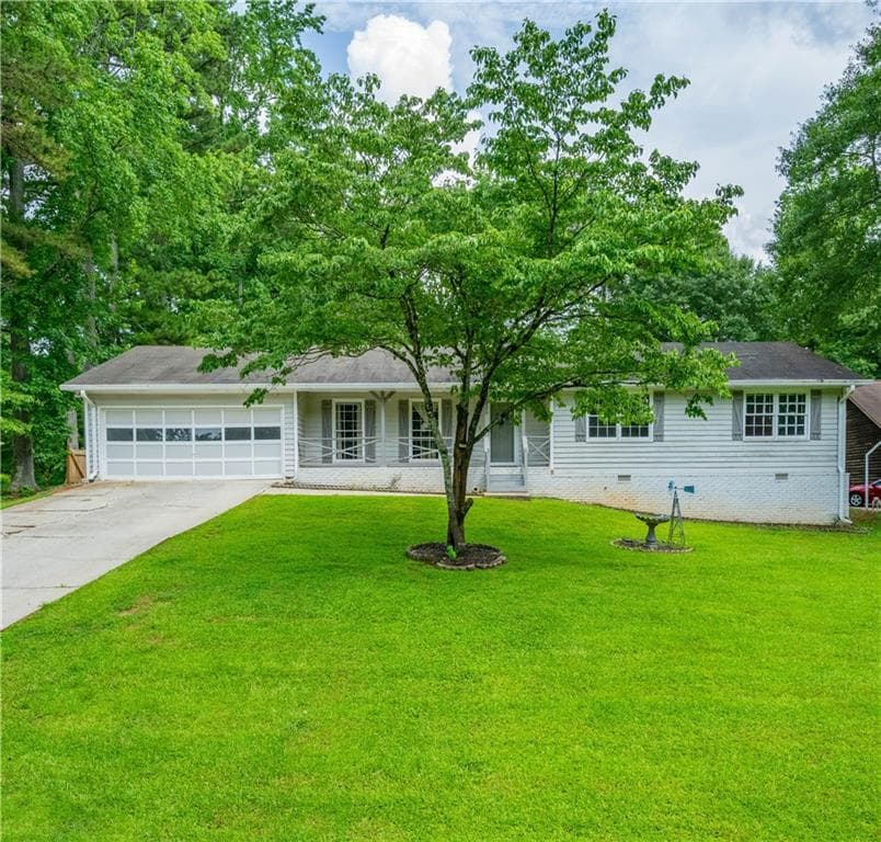 120 Lakeside Drive, Ellenwood, GA 30294 — most recent listing photo