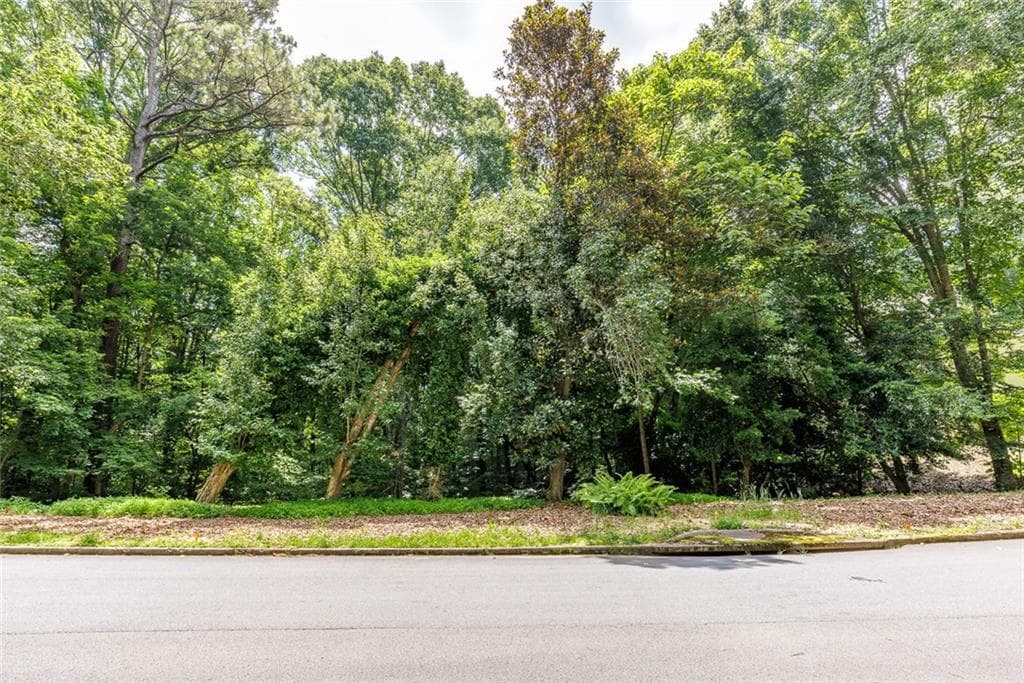 single family residence sold at 8175 Habersham Waters Road, Sandy Springs, GA 30350