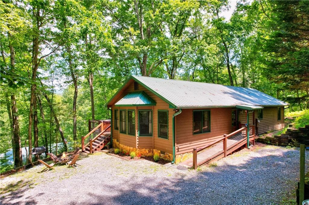 307 Pigeon Creek Road, Blue Ridge, GA 30513 — most recent listing photo