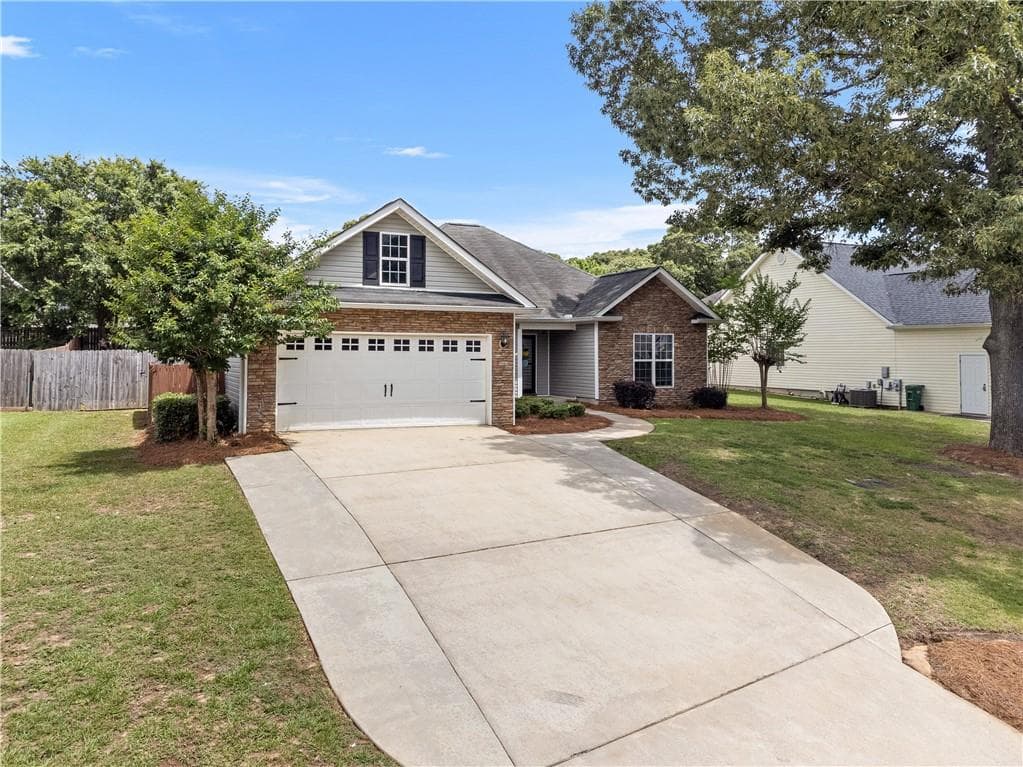 102 Blackstone Court, Kathleen, GA 31047 — most recent listing photo