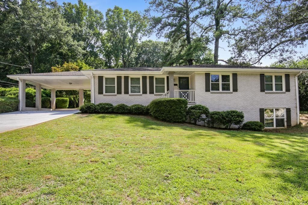 3 bedroom, 3 bathroom, 2,193 sq ft single family residence sold at 2855 Briarlake Road, Atlanta, GA 30345