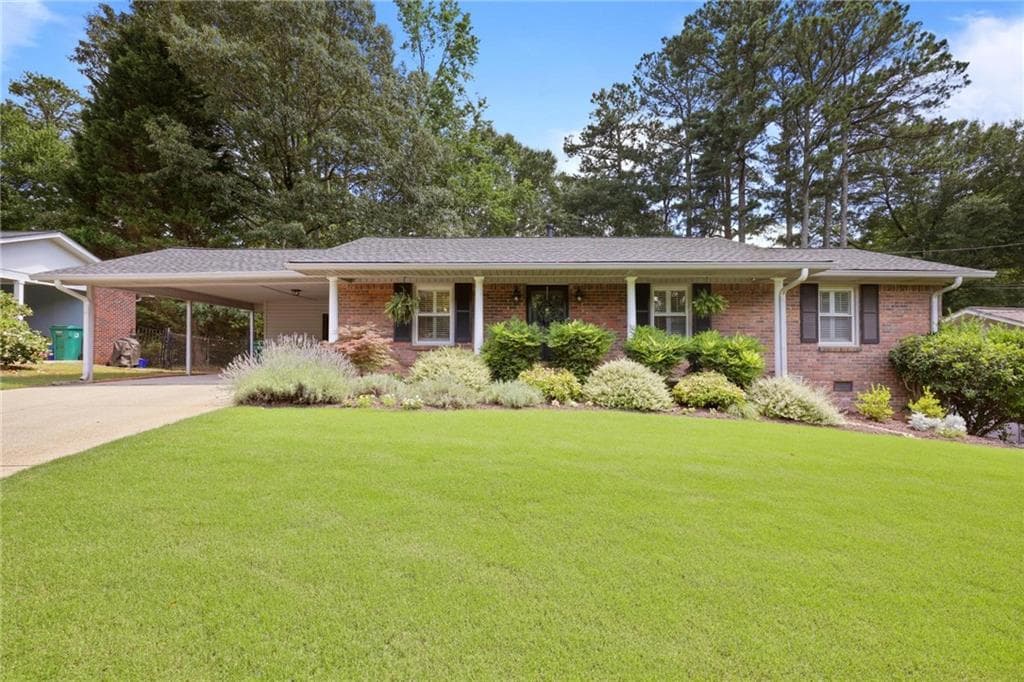 3 bedroom, 3 bathroom, 1,618 sq ft single family residence sold at 476 Concord Lane, Smyrna, GA 30082