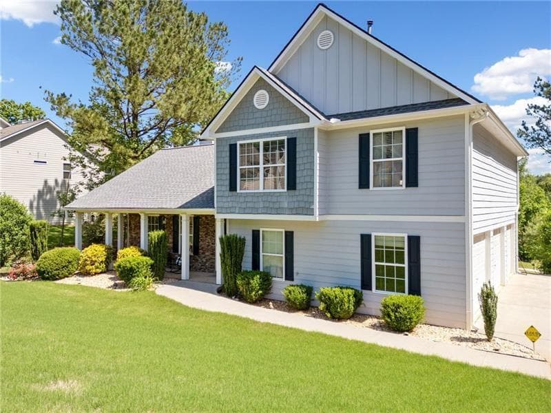 3 bedroom, 2 bathroom, 1,584 sq ft single family residence sold at 158 Principal Meridian Drive, Dallas, GA 30132