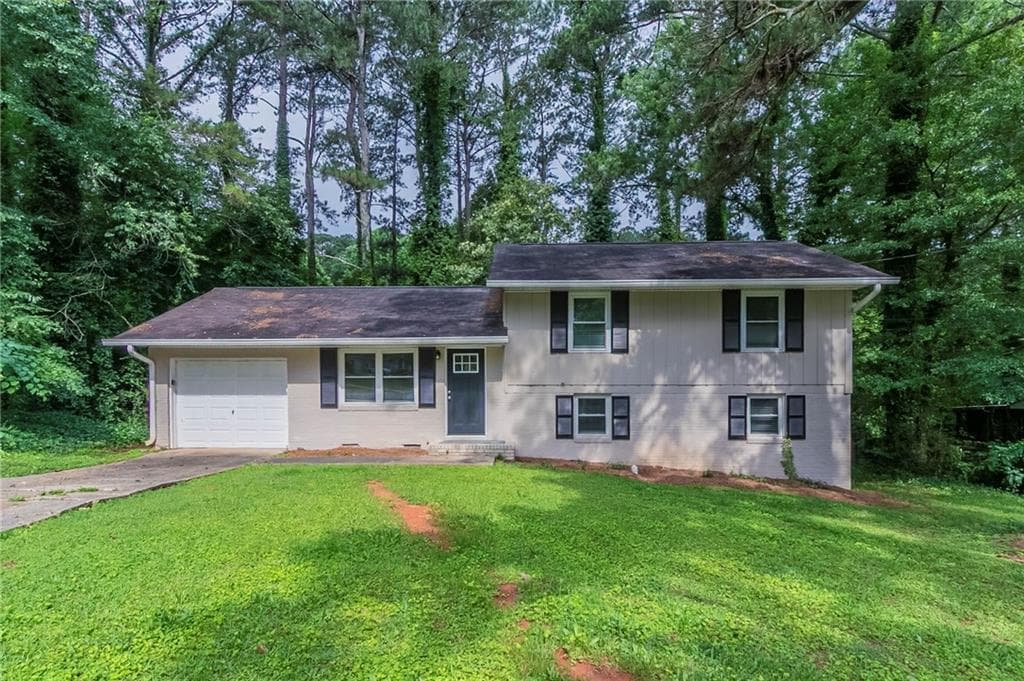 1539 Pine Glen Circle, Decatur, GA 30035 — most recent listing photo