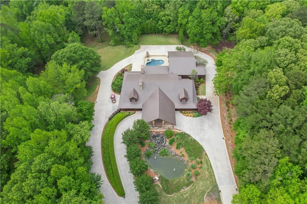 10 bedroom, 17 bathroom, 30,000 sq ft single family residence under contract at 14501 Woolsey Road, Hampton, GA 30228 — photo 10