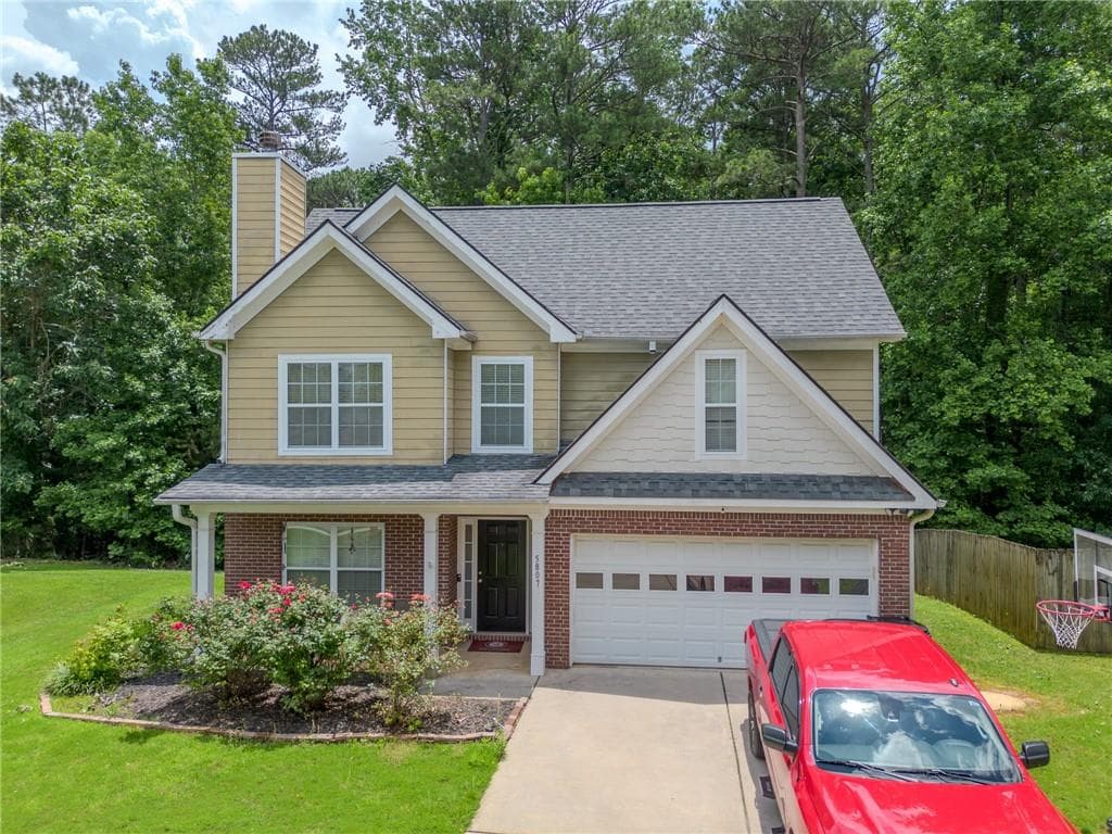 3 bedroom, 3 bathroom, 1,664 sq ft single family residence sold at 5807 Mitchell Chase Trail, Mableton, GA 30126