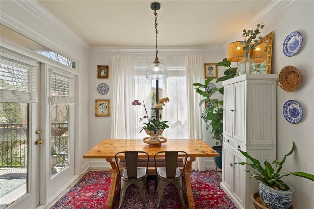 2 bedroom, 2 bathroom, 1,160 sq ft condominium sold at 3777 PEACHTREE Road 1227, Brookhaven, GA 30319