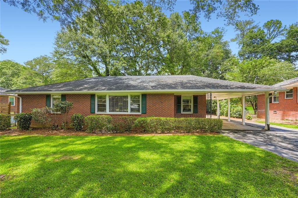 3 bedroom, 2 bathroom, 1,576 sq ft single family residence sold at 739 Pinehill Drive, Smyrna, GA 30080