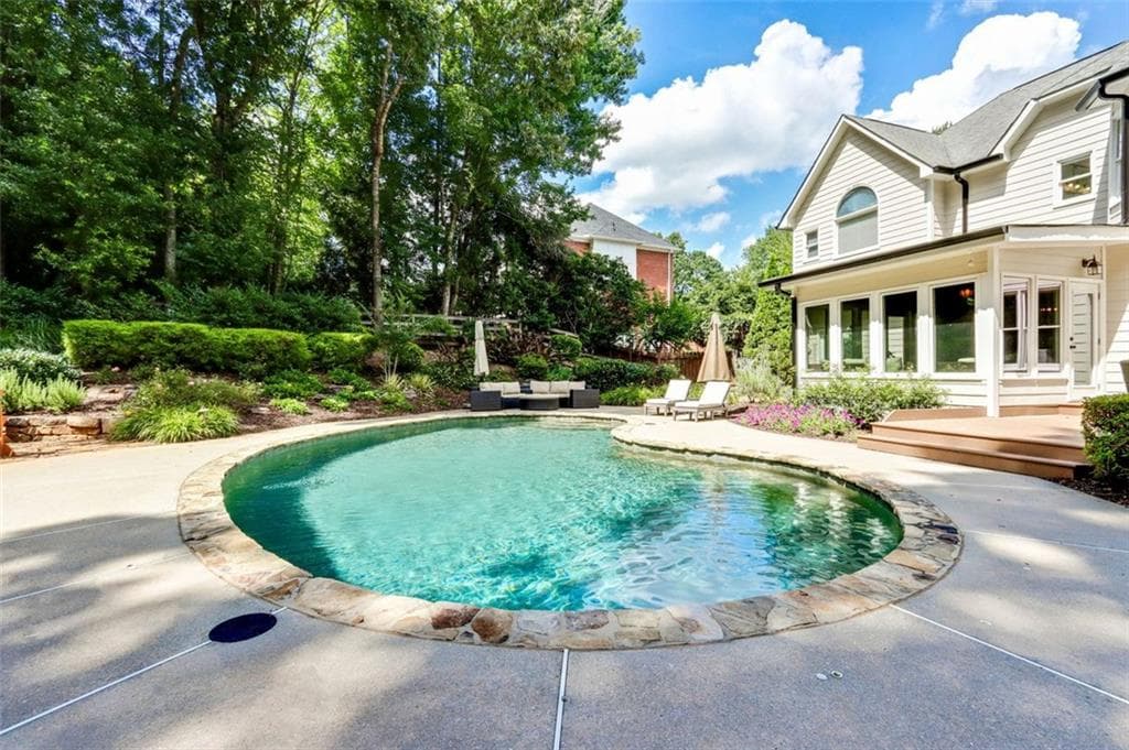 121 FAIRWAY OVERLOOK, Woodstock, GA 30188 — most recent listing photo