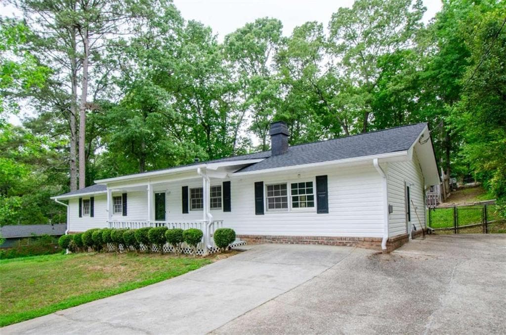 2923 Bicentennial Drive, Stone Mountain, GA 30087 — most recent listing photo
