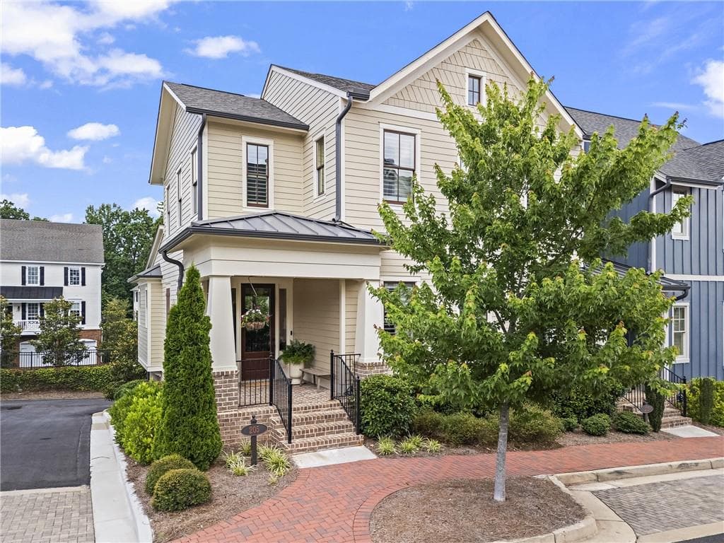 205 Maplewood Drive, Roswell, GA 30075 — most recent listing photo