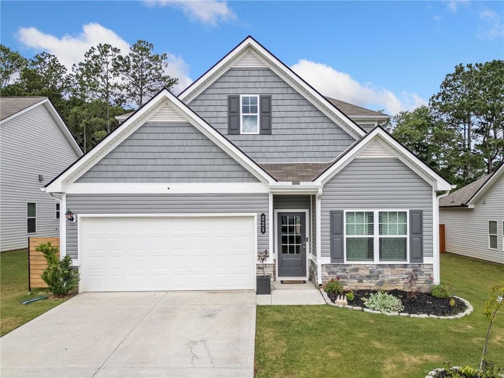 221 Sycamore Drive, Calhoun, GA 30701 — most recent listing photo