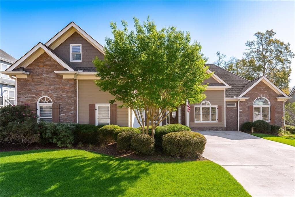 2041 Democracy Drive, Buford, GA 30519 — most recent listing photo