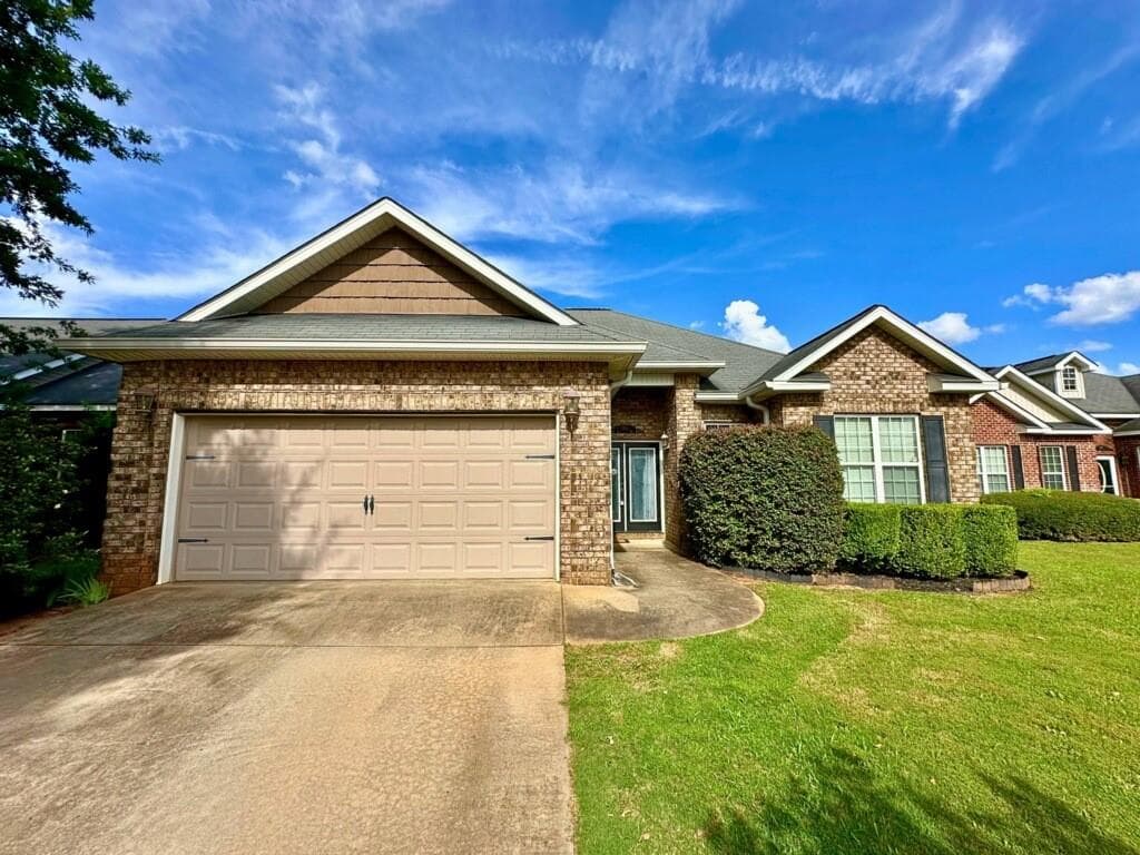 321 Manchester Lane, Byron, GA 31008 — most recent listing photo