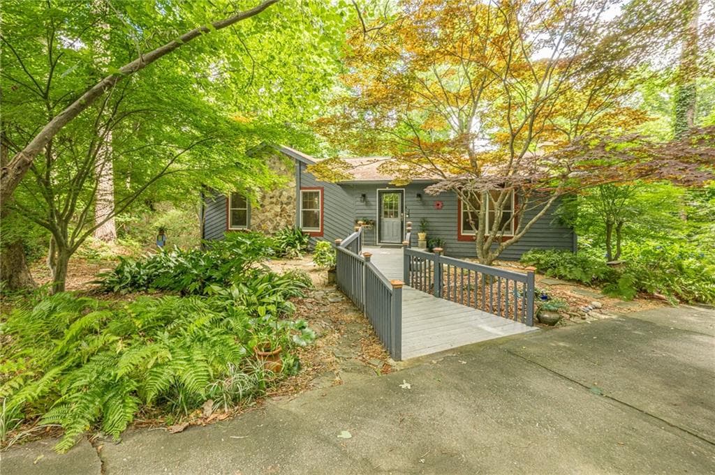 5848 Kingswood Court, Norcross, GA 30093 — most recent listing photo