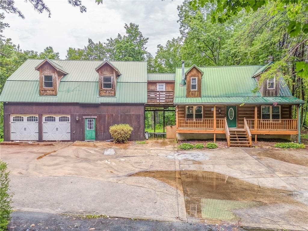 4 bedroom, 4 bathroom, 2,538 sq ft single family residence for sale at 519 E VALLEY Road, Rydal, GA 30171