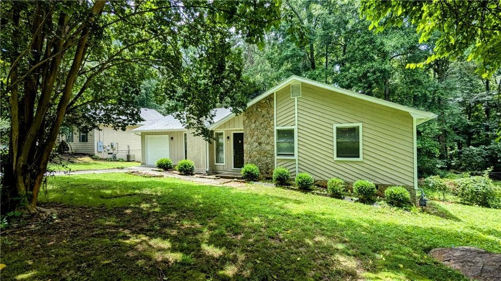 3900 Ferncliff Road, Snellville, GA 30039 — most recent listing photo