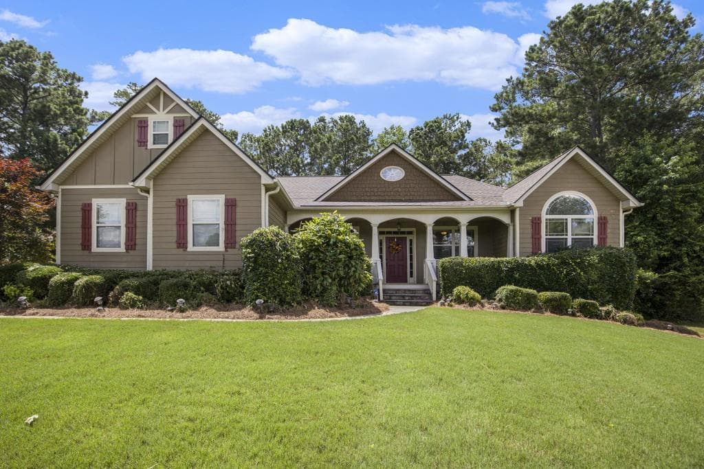 4 bedroom, 3 bathroom, 2,528 sq ft single family residence sold at 212 Westwind Drive, Newnan, GA 30263