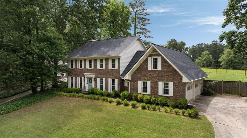 4 bedroom, 3 bathroom, 2,713 sq ft single family residence sold at 4188 Kindlewood Court, Roswell, GA 30075