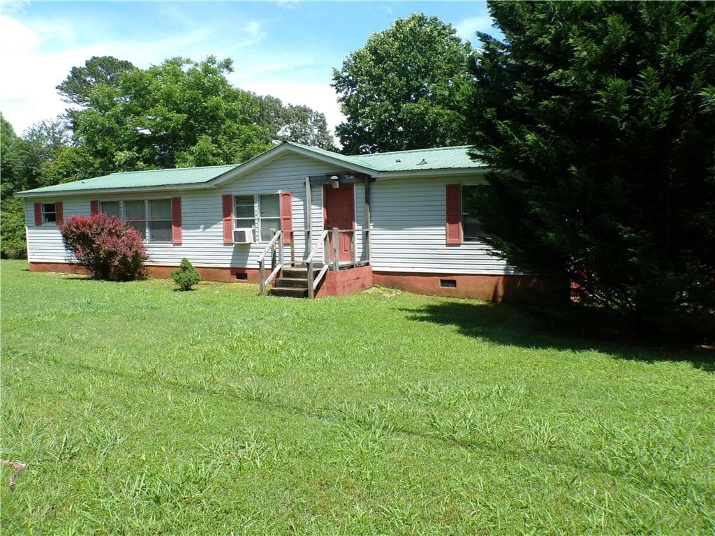 2870 Hitt Road, Cumming, GA 30041 — most recent listing photo