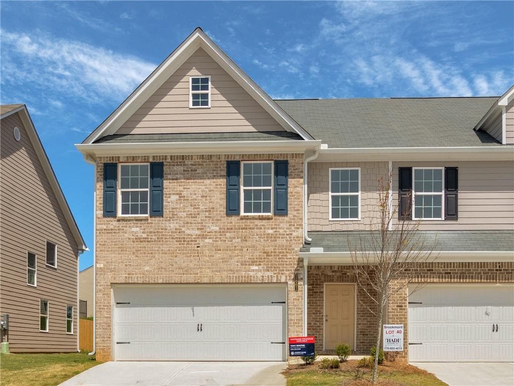 3 bedroom, 3 bathroom, 2,010 sq ft townhouse sold at 2861 FAREED, Douglasville, GA 30135