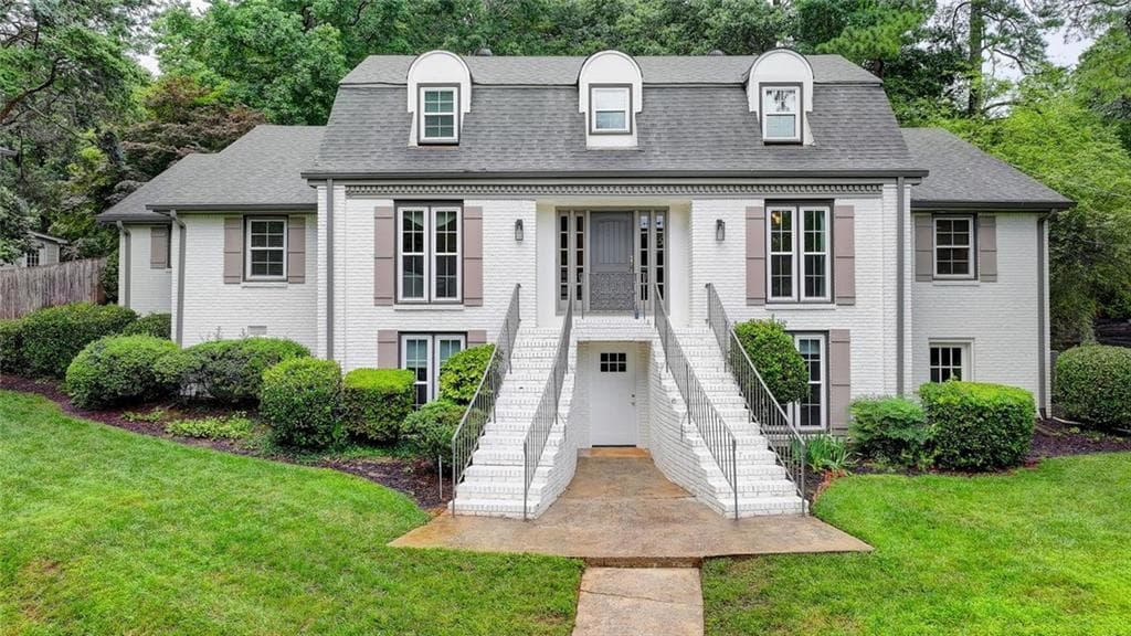 5105 Vernon Oaks Drive, Dunwoody, GA 30338 — most recent listing photo