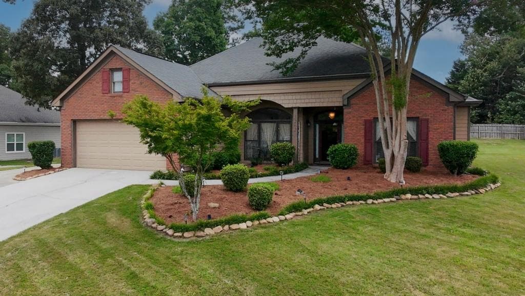 3 bedroom, 3 bathroom, 2,180 sq ft single family residence sold at 3262 Beech Hollow Court, Loganville, GA 30052