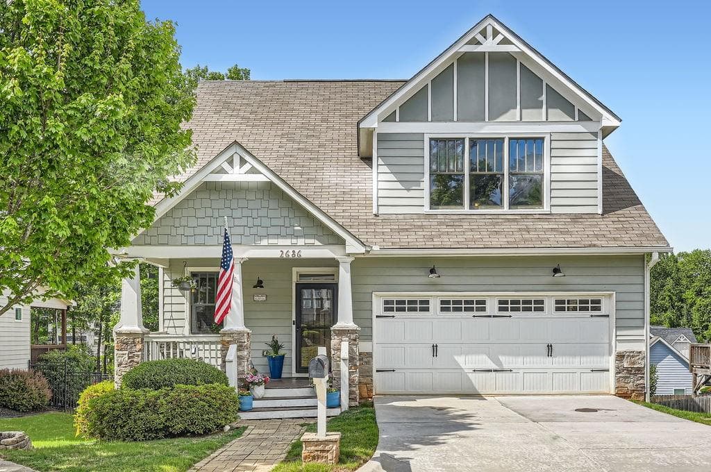 4 bedroom, 4 bathroom, 3,179 sq ft single family residence sold at 2686 Oak Leaf Place, Atlanta, GA 30316