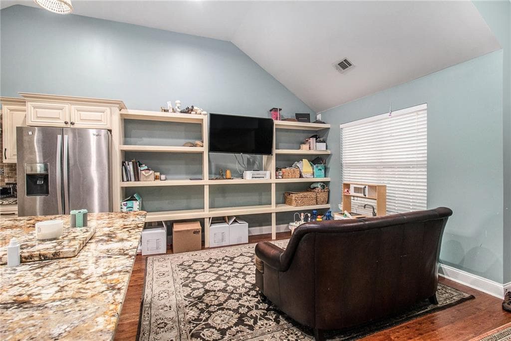 3 bedroom, 3 bathroom, 2,465 sq ft single family residence for sale at 6177 Idlewood Circle, Lithonia, GA 30038 — photo 6