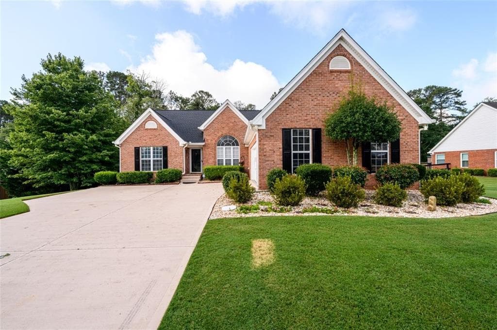 7090 VALLEY LANDING Court, Cumming, GA 30041 — most recent listing photo