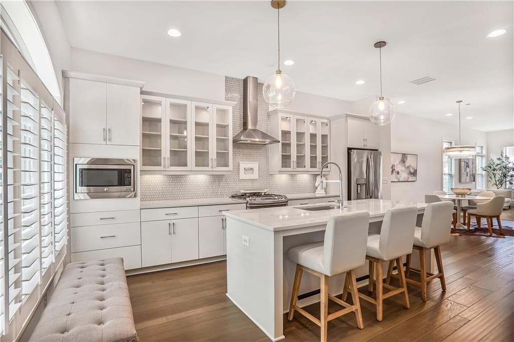 4202 Deming Circle, Sandy Springs, GA 30342 — most recent listing photo