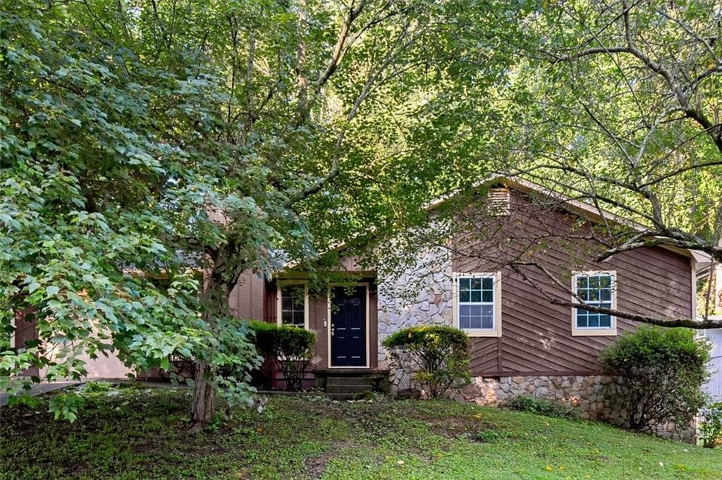 4039 TANGLEWOOD Road, Snellville, GA 30039 — most recent listing photo