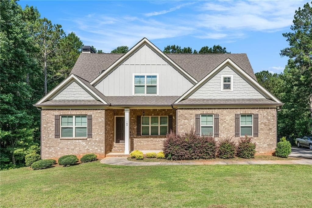 4 bedroom, 3 bathroom, 2,698 sq ft single family residence sold at 162 Belford Way, Jackson, GA 30233