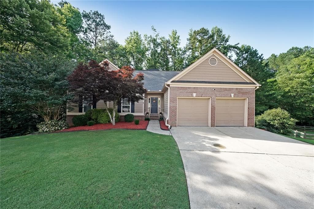 450 Hunt Creek Drive, Acworth, GA 30101 — most recent listing photo
