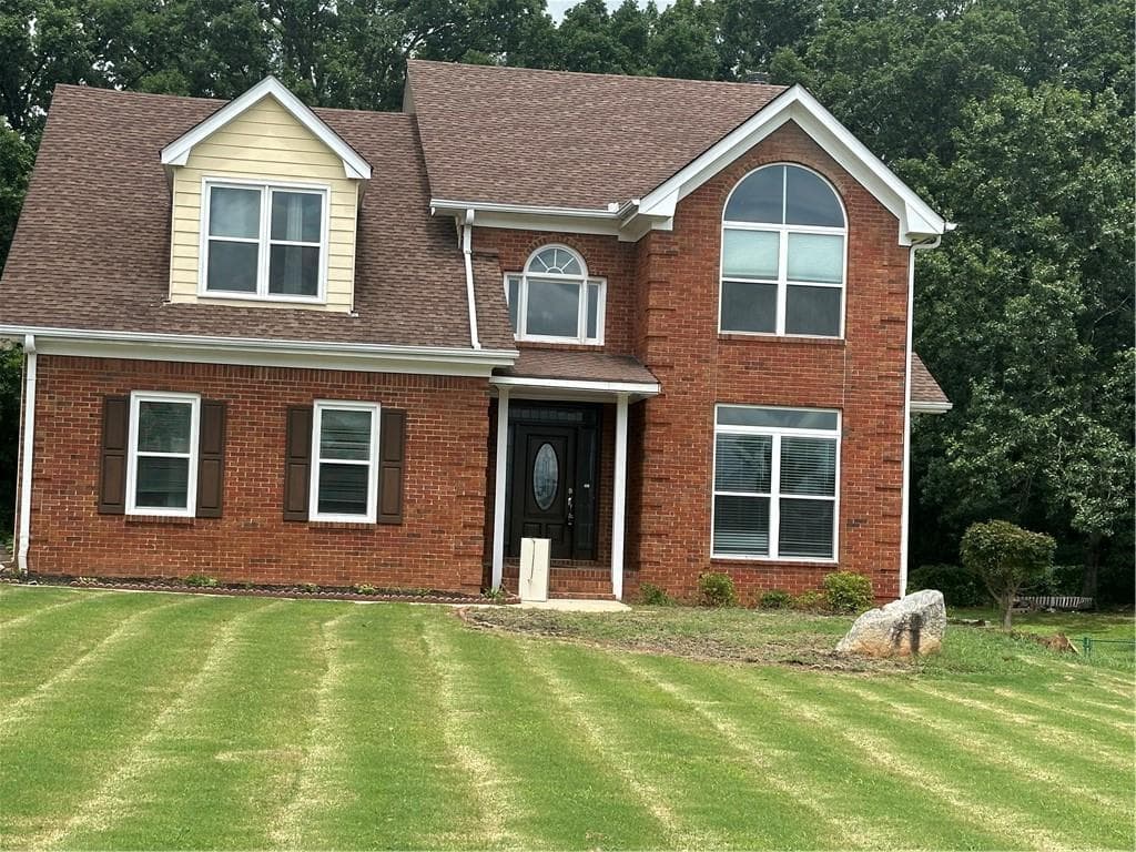 6 bedroom, 5 bathroom, 4,300 sq ft single family residence sold at 1931 Harvest Way, Loganville, GA 30052